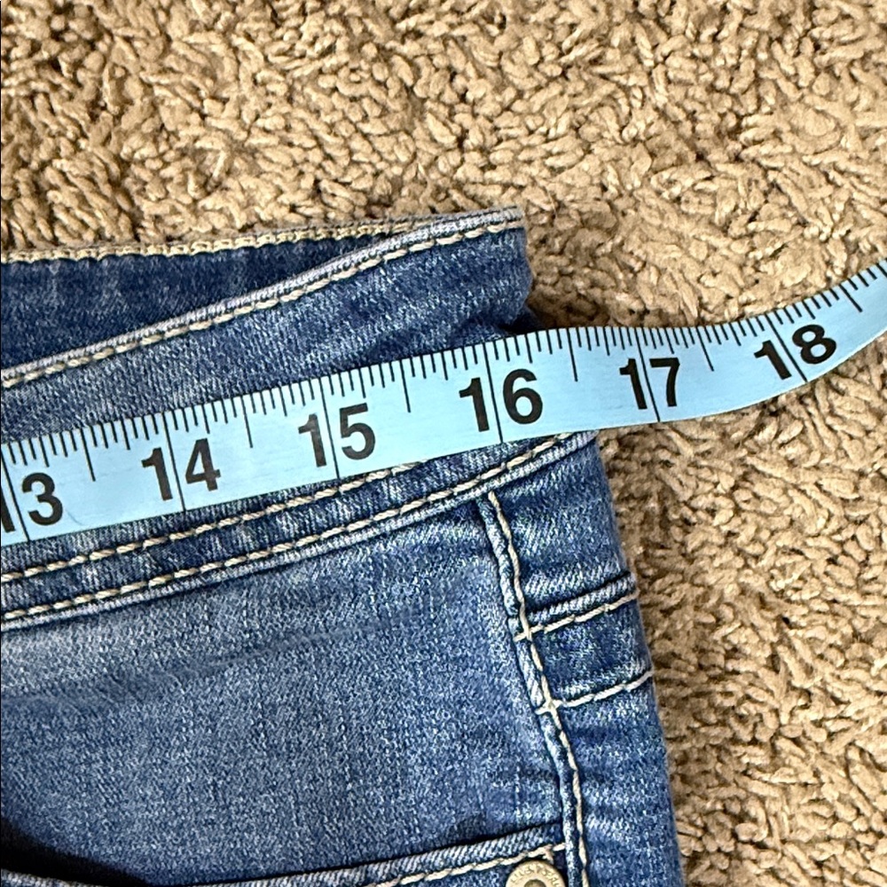 Seven7 Women's Blue Jean Shorts - Picture 5 of 15